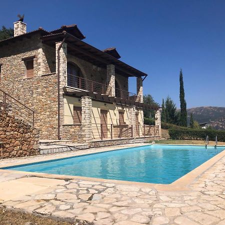 Luxurious Maisonette In The Countryside With A Pool Kalavryta Exterior foto